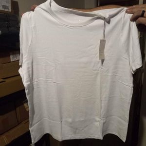 Woman's white tee size 2xl